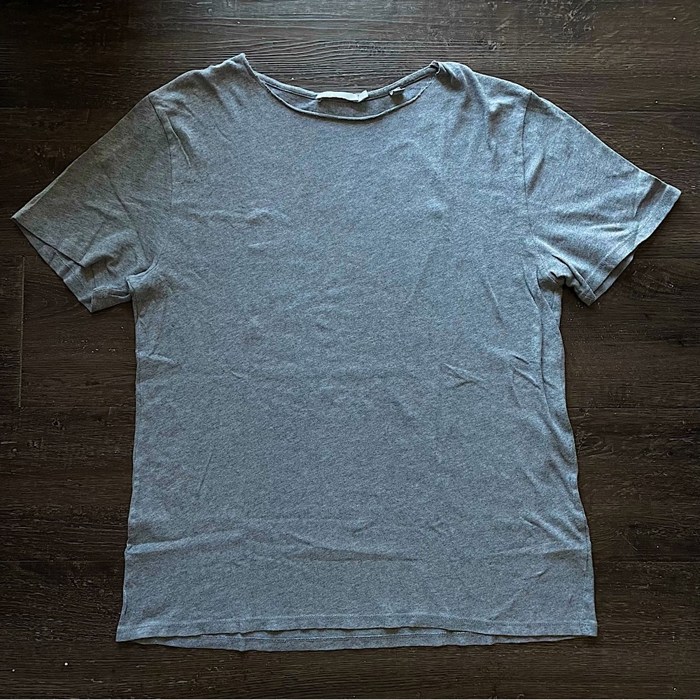 VINCE Men Gray T-shirt Medium